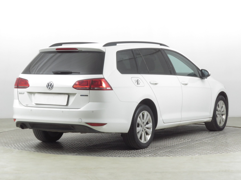 Volkswagen Golf, 2015