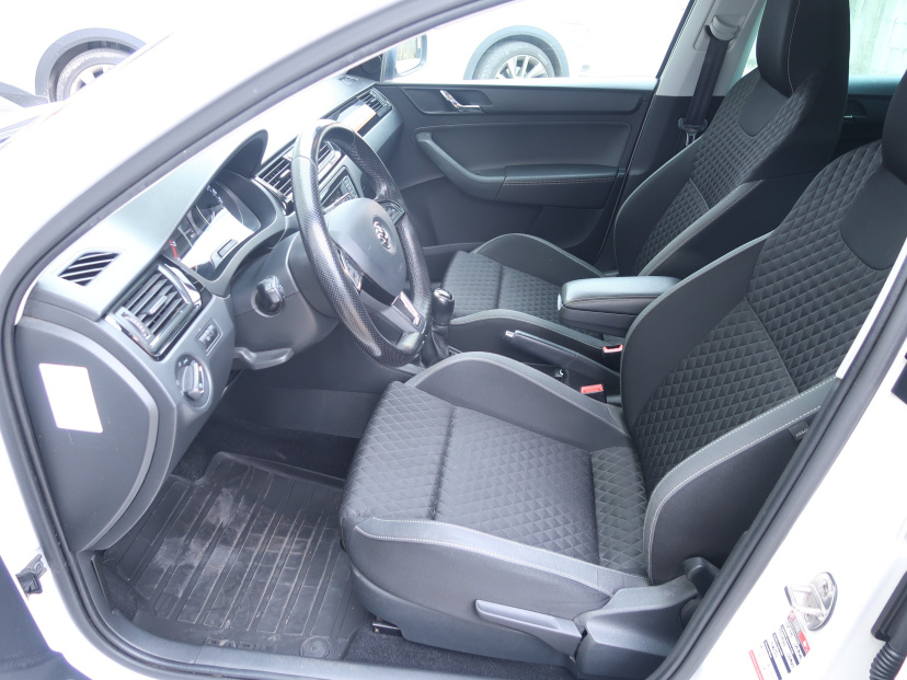 Škoda Rapid Spaceback, 2017