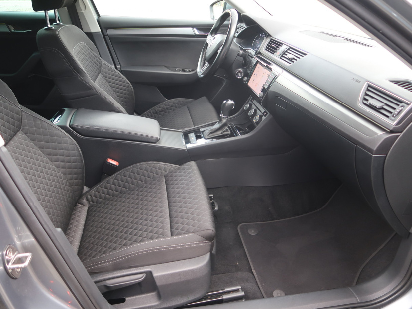 Škoda Superb, 2016