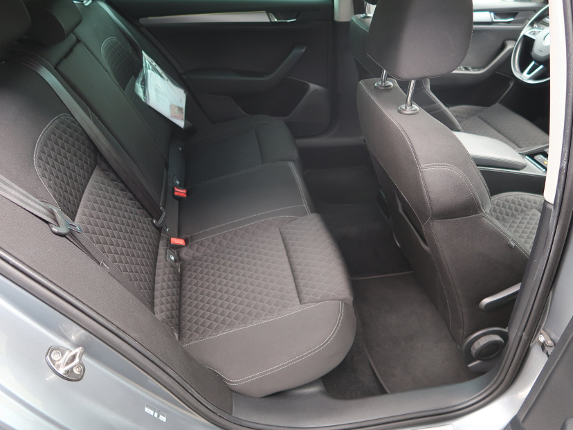 Škoda Superb, 2016