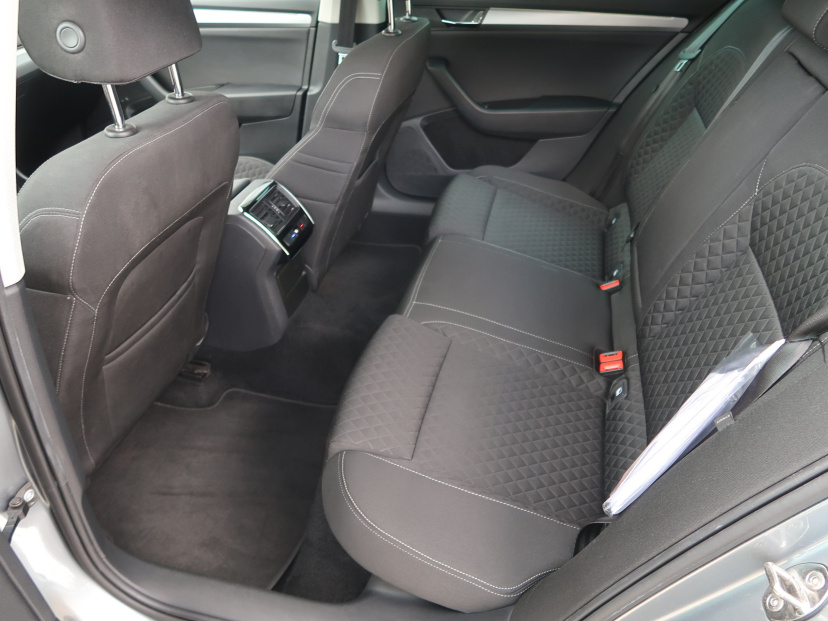 Škoda Superb, 2016