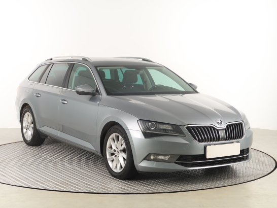Škoda Superb Combi