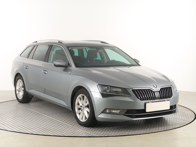Škoda Superb, 2016