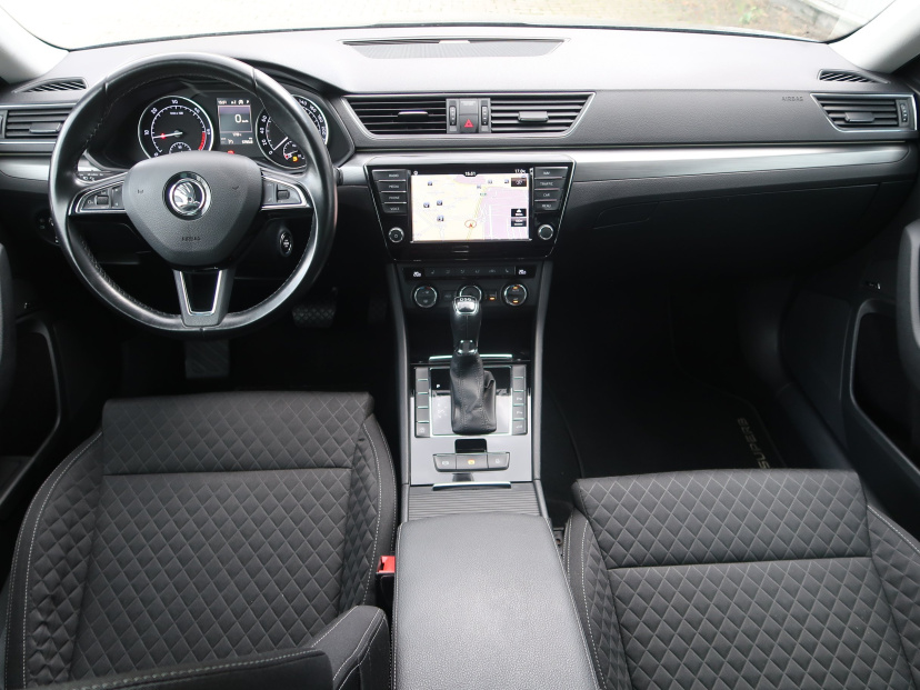 Škoda Superb, 2016