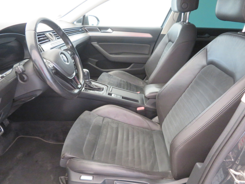 Volkswagen Passat, 2015