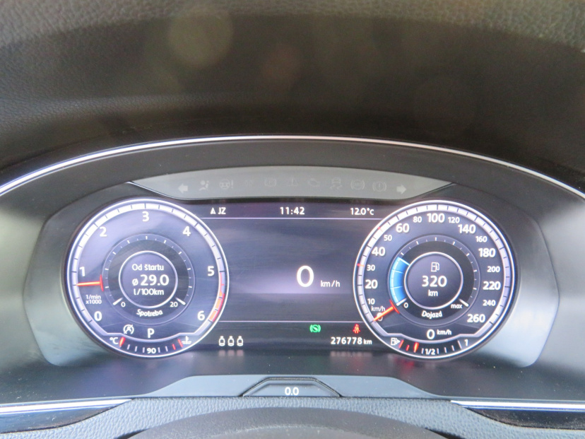 Volkswagen Passat, 2015