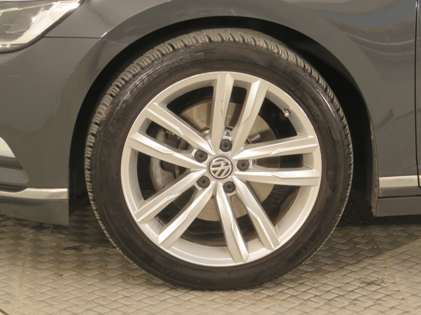 Volkswagen Passat, 2015