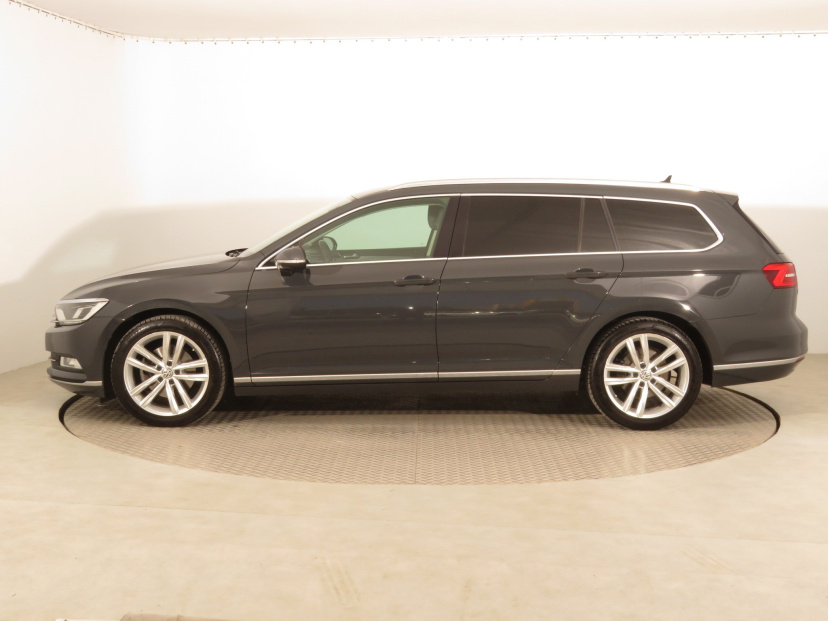 Volkswagen Passat, 2015