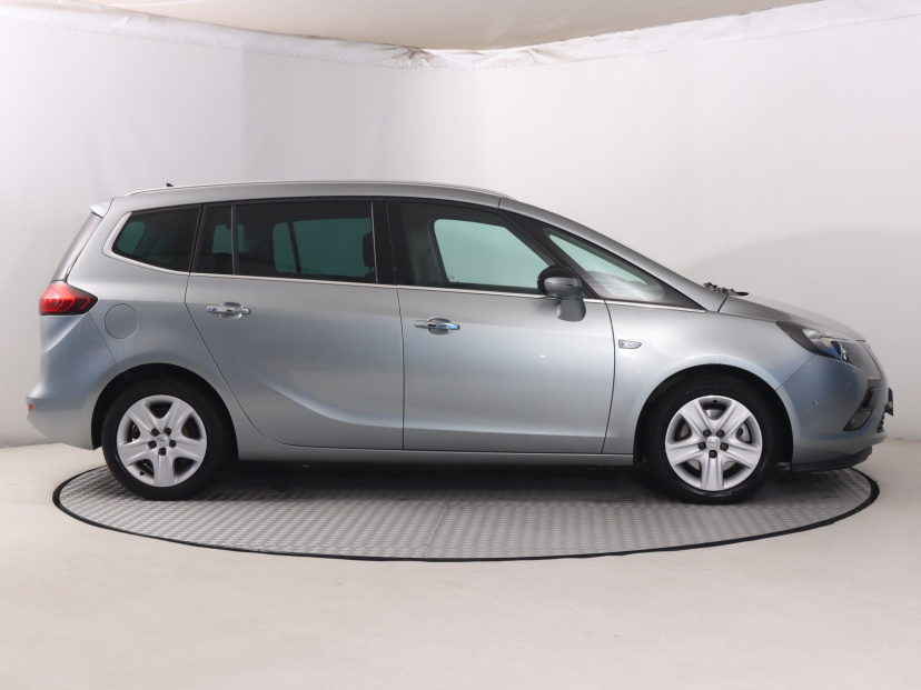 Opel Zafira, 2012