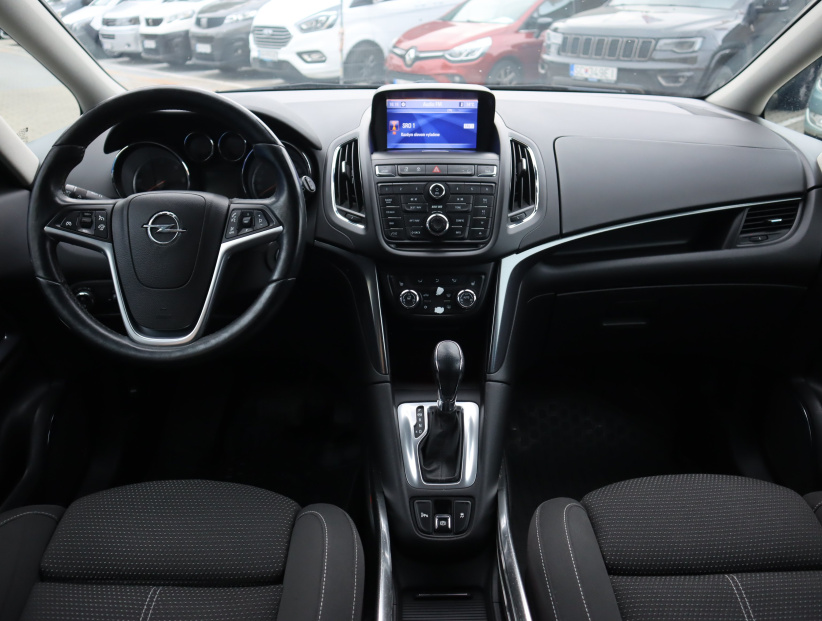 Opel Zafira, 2012