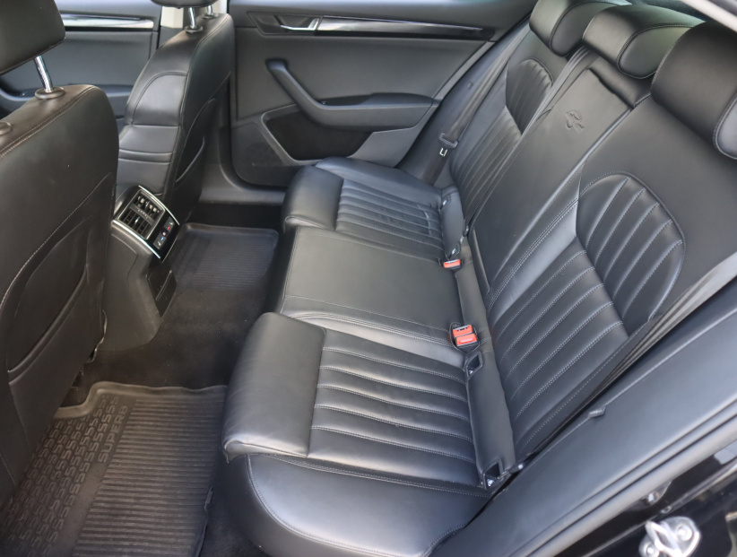 Škoda Superb, 2016