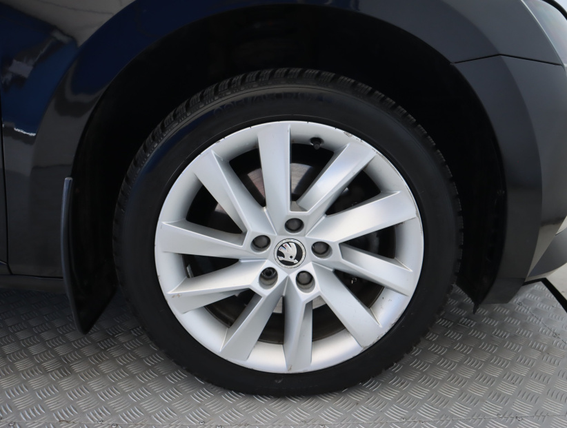 Škoda Superb, 2016