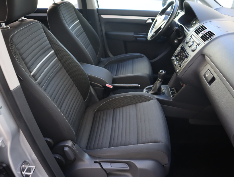 Volkswagen Touran, 2014