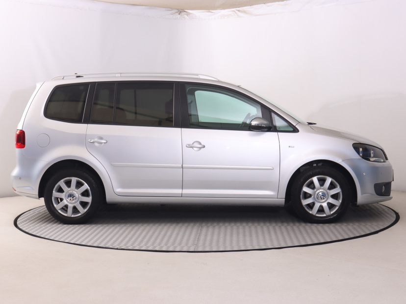 Volkswagen Touran, 2014