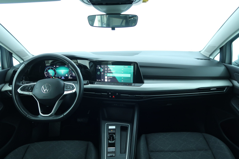 Volkswagen Golf, 2023