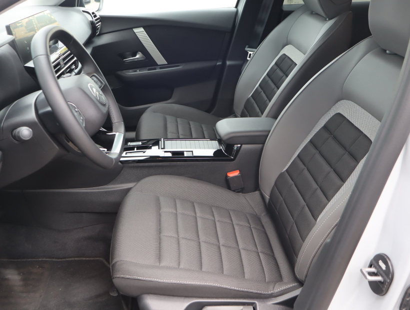 Citroen C4, 2025