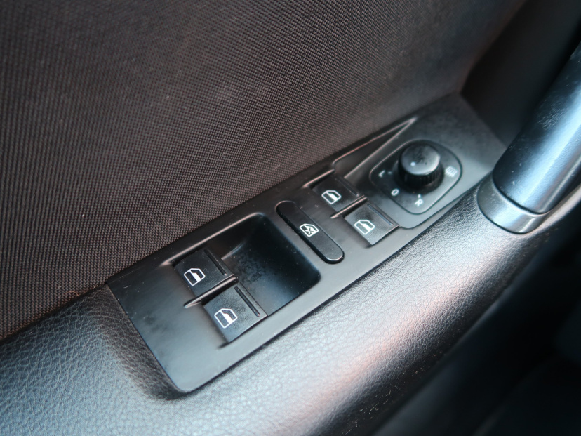 Volkswagen Passat, 2011