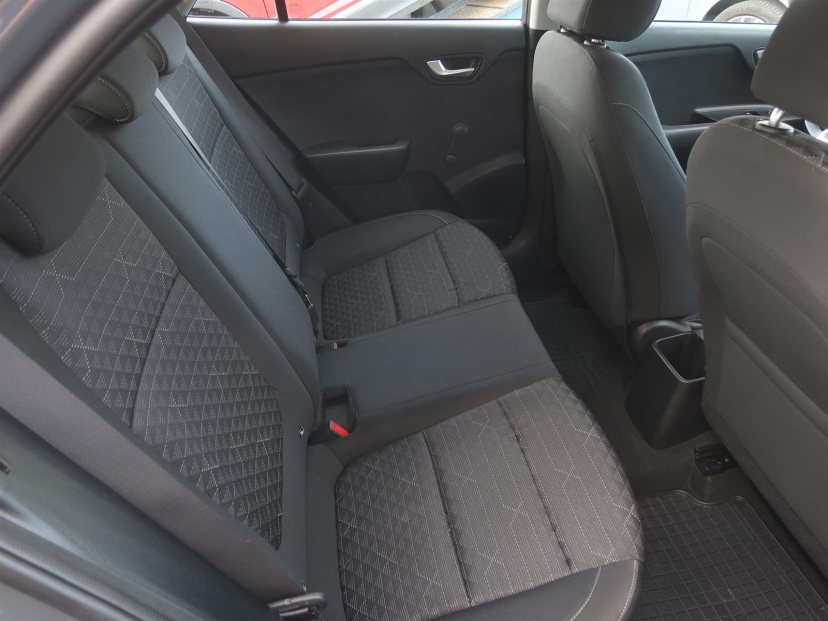Kia Rio, 2021