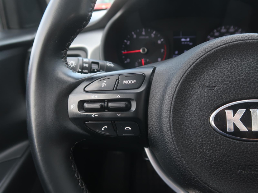 Kia Rio, 2021