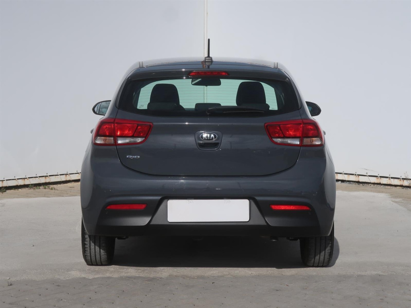 Kia Rio, 2021