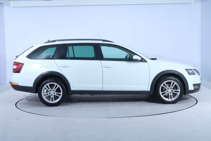 Škoda Octavia Scout, 2017