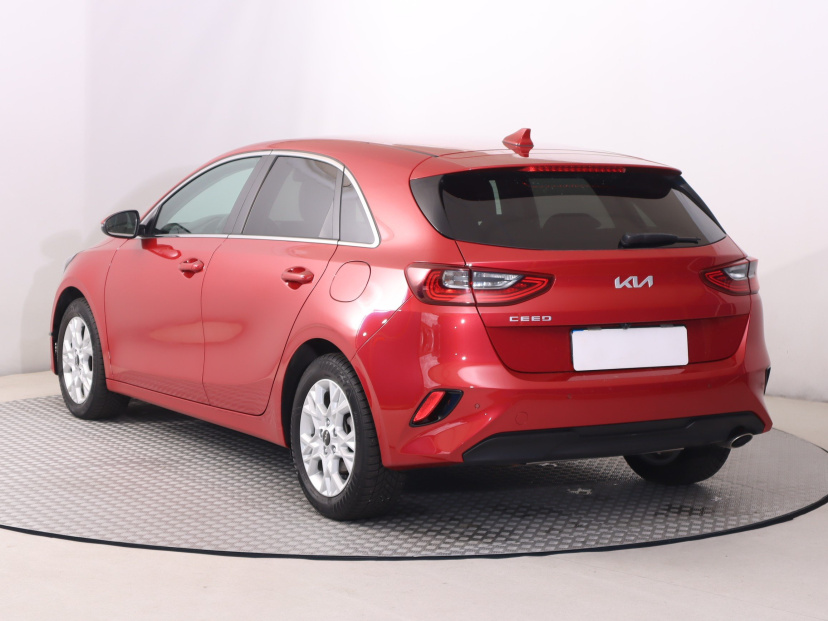 Kia Ceed, 2022