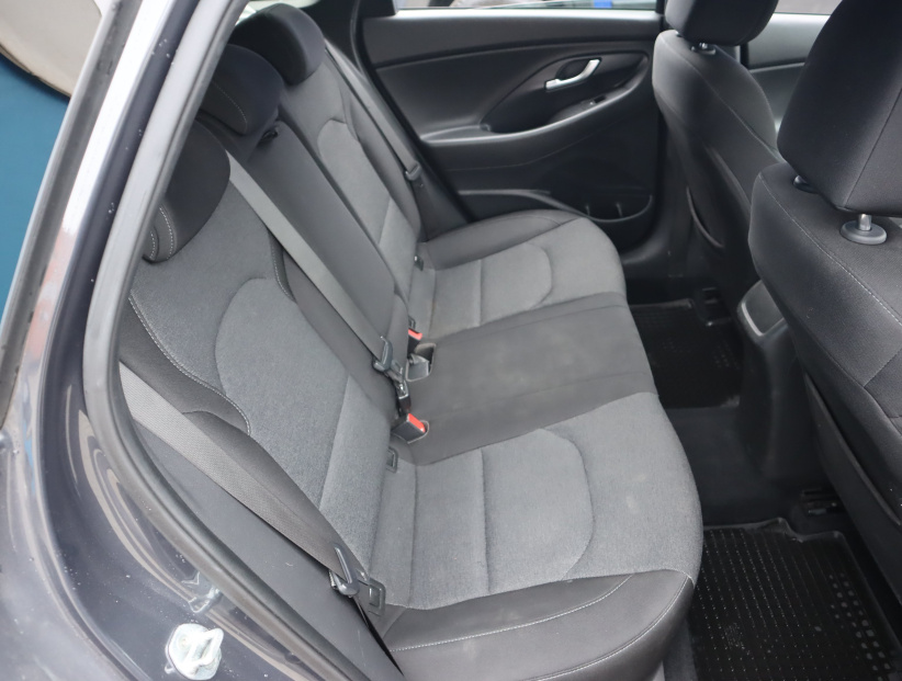 Hyundai i30, 2021