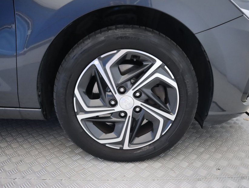 Hyundai i30, 2021