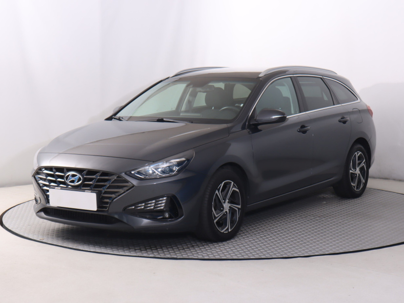 Hyundai i30, 2021