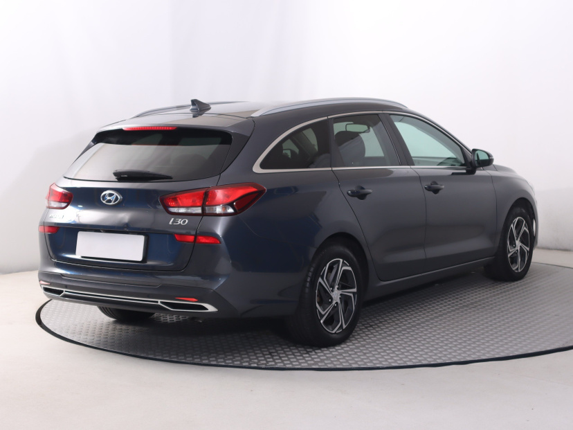 Hyundai i30, 2021