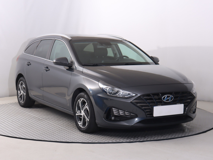 Hyundai i30, 2021