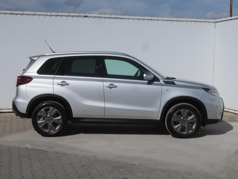 Suzuki Vitara, 2025