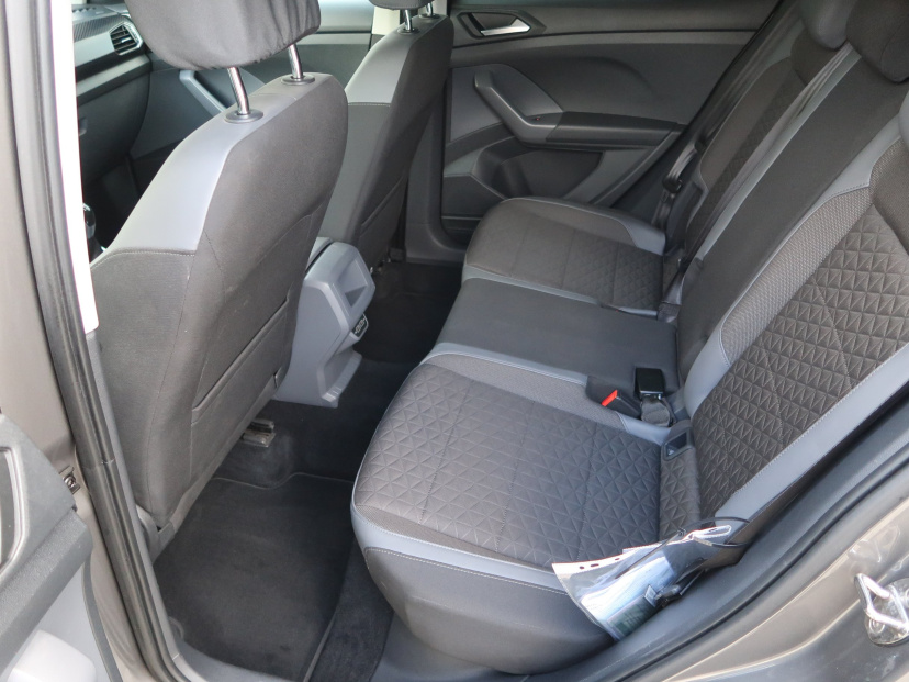 Volkswagen T-Cross, 2019