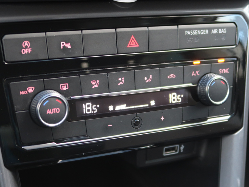 Volkswagen T-Cross, 2019