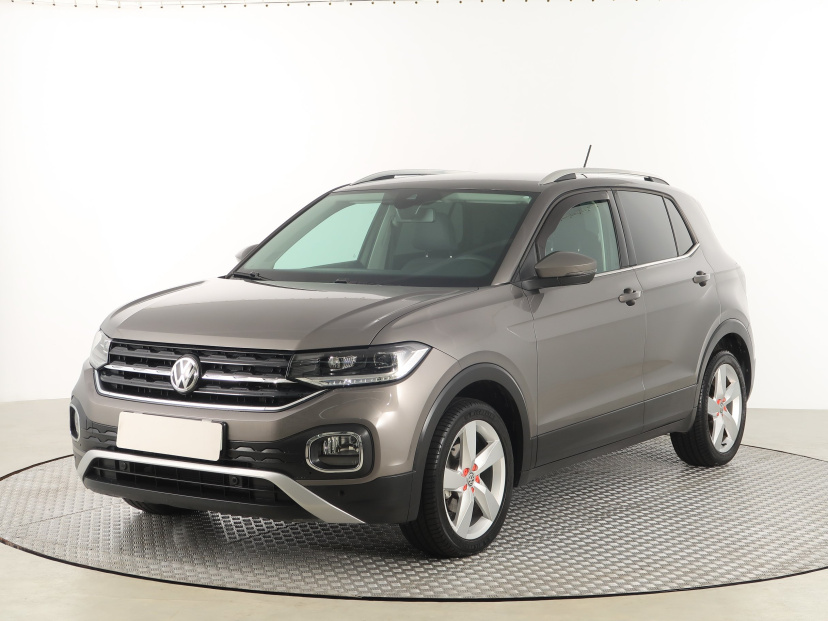 Volkswagen T-Cross, 2019