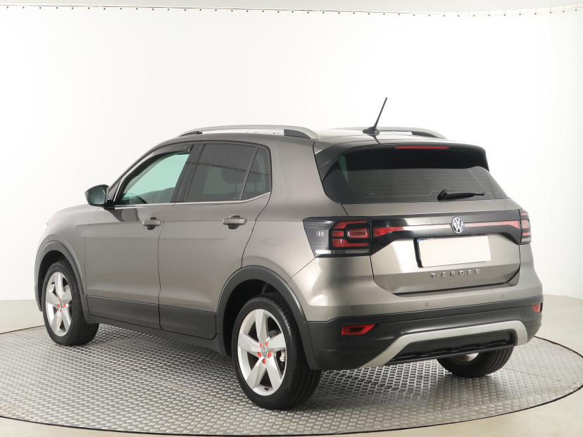 Volkswagen T-Cross, 2019