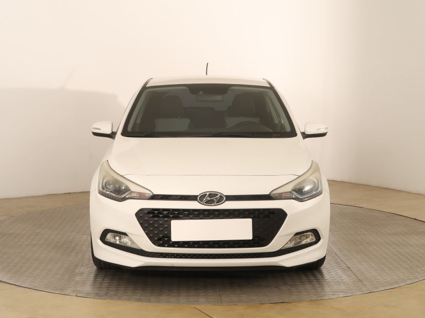 Hyundai i20, 2015