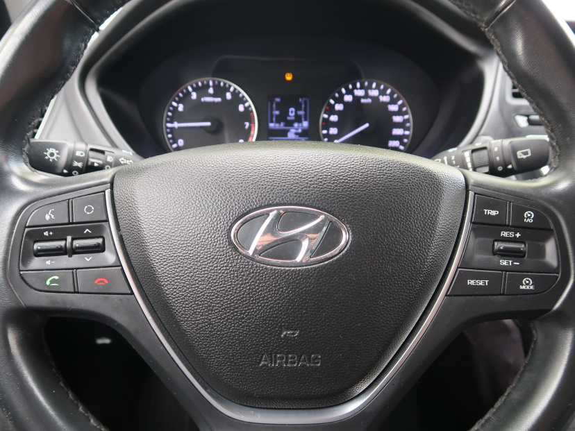 Hyundai i20, 2015