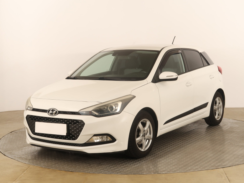 Hyundai i20, 2015