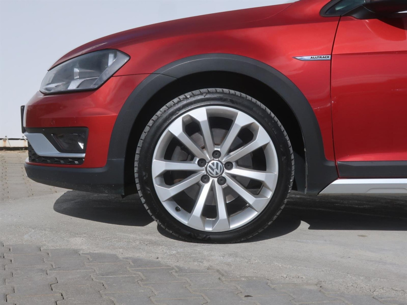 Volkswagen Golf, 2016