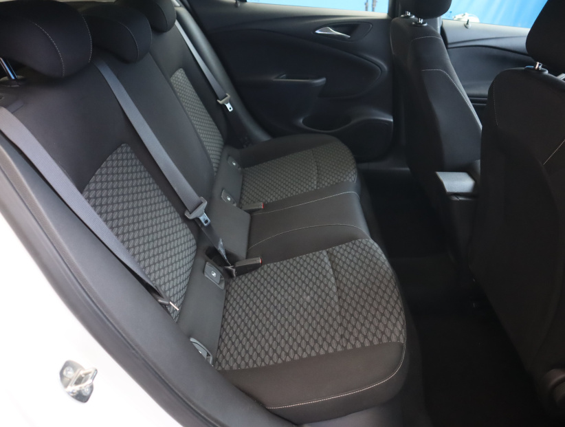 Opel Astra, 2016