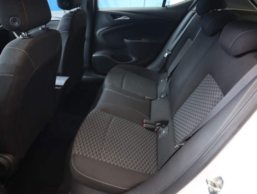 Opel Astra, 2016
