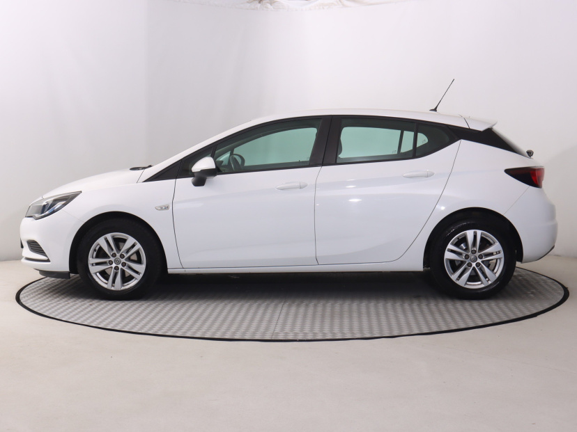 Opel Astra, 2016