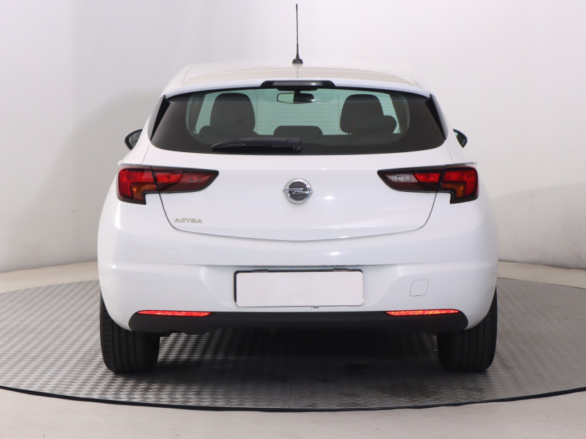 Opel Astra, 2016