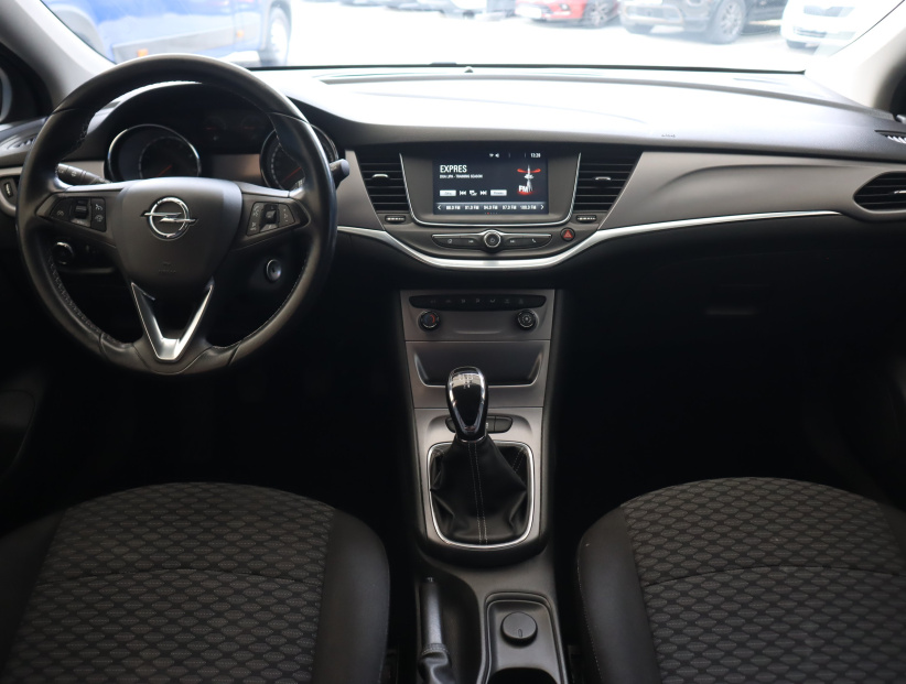 Opel Astra, 2016