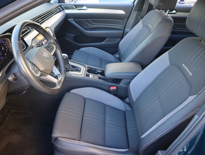 Volkswagen Passat, 2023