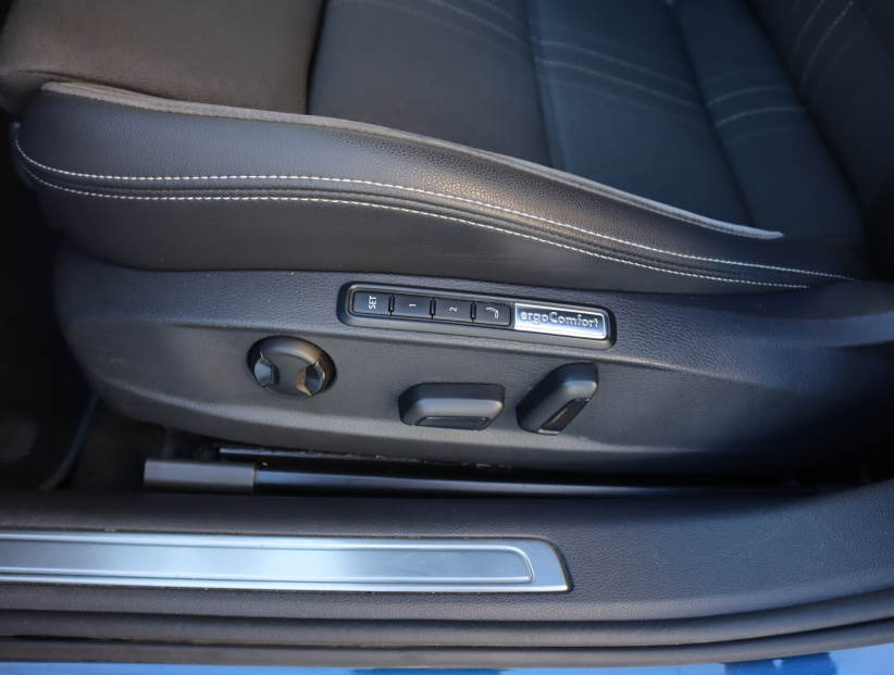 Volkswagen Passat, 2023