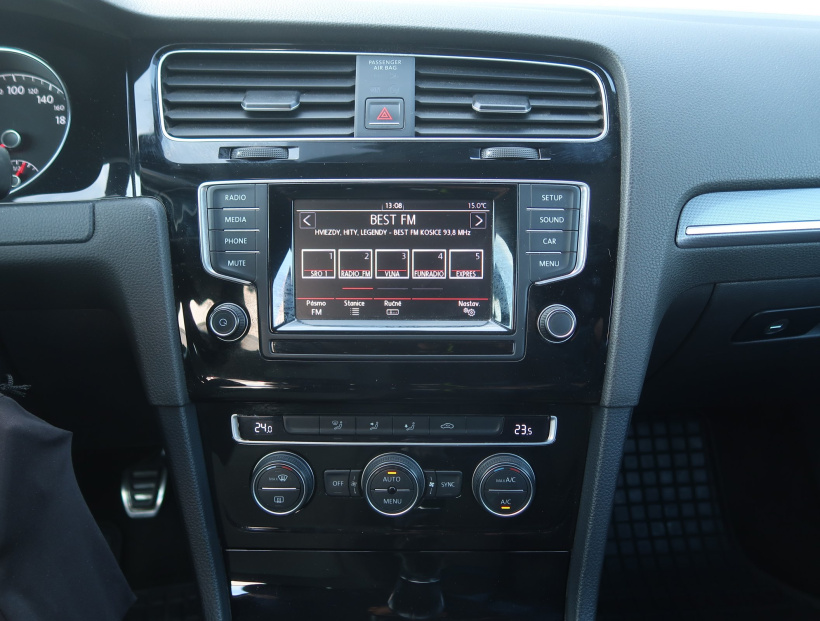 Volkswagen Golf, 2014
