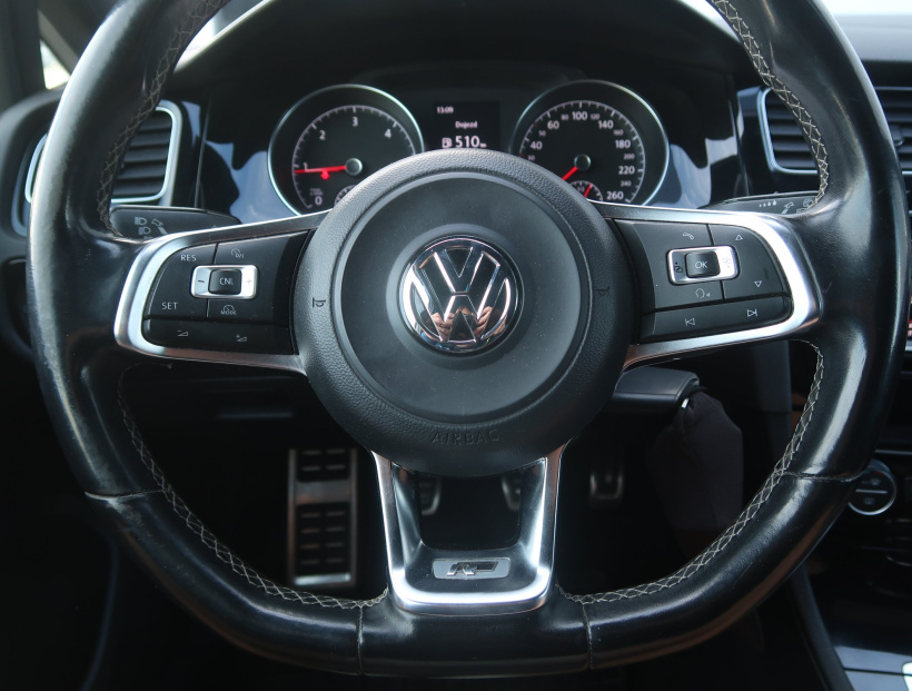 Volkswagen Golf, 2014