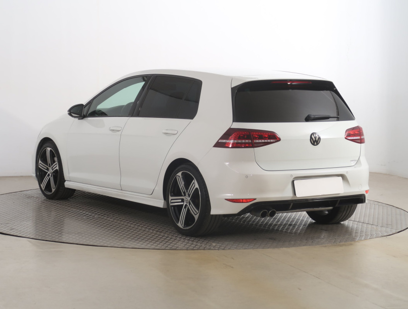 Volkswagen Golf, 2014